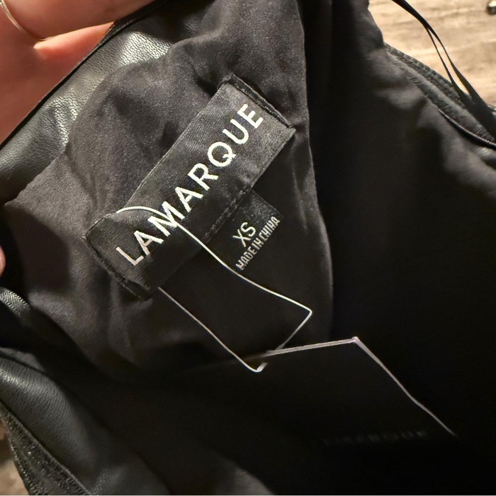 NEW LAMARQUE Avani Top in Black Vegan Leather Strapless Zip Front Shirt XS - Picture 6 of 8